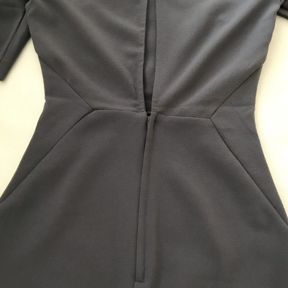 NWT gray crêpe dress // size 2 - Picture 4 of 4